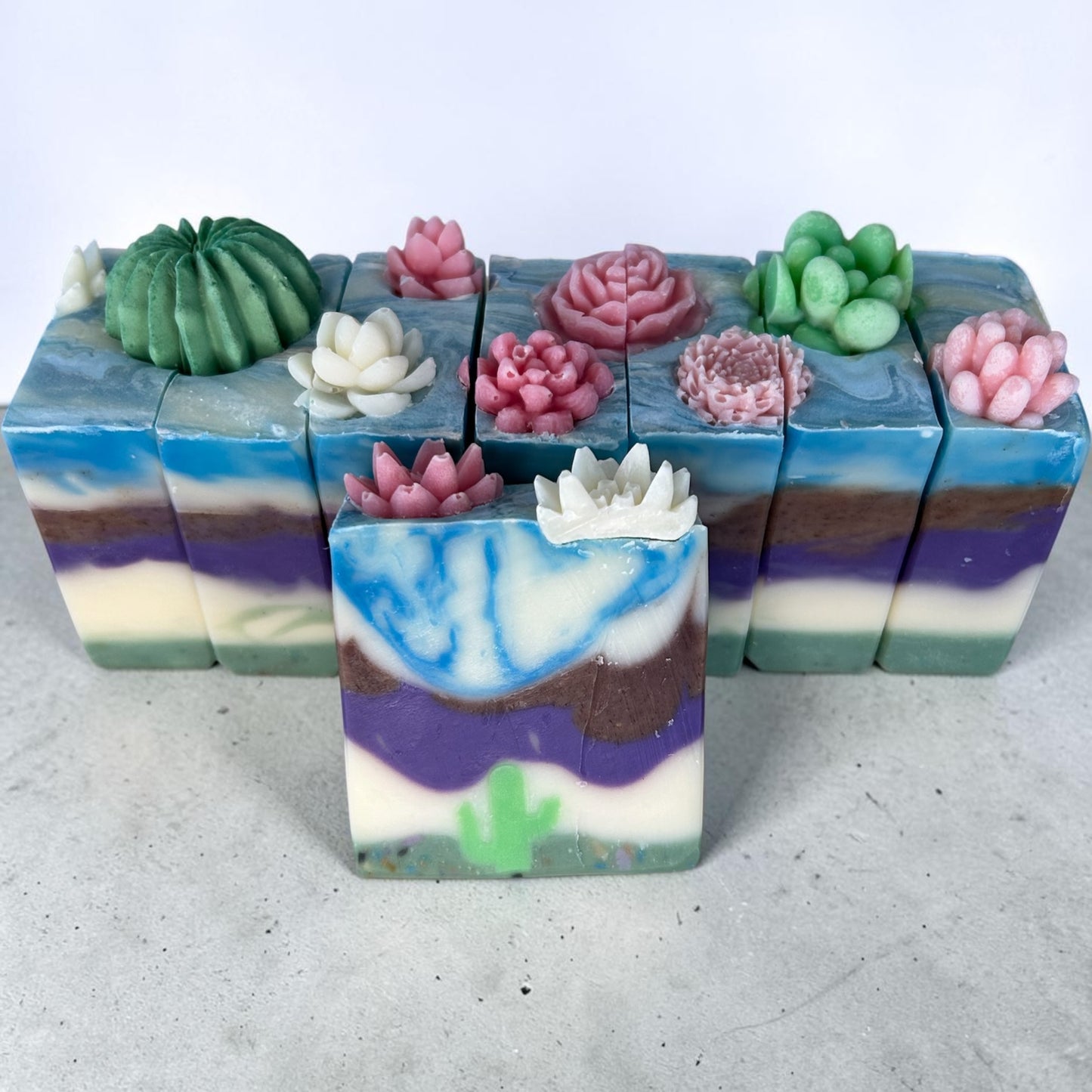 Arizona Desert Cactus Soap – Lavender, Cedarwood & Peppermint Tallow Bar with Sandalwood Powder